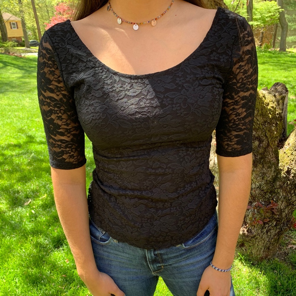 Tight crossed back laced shirt